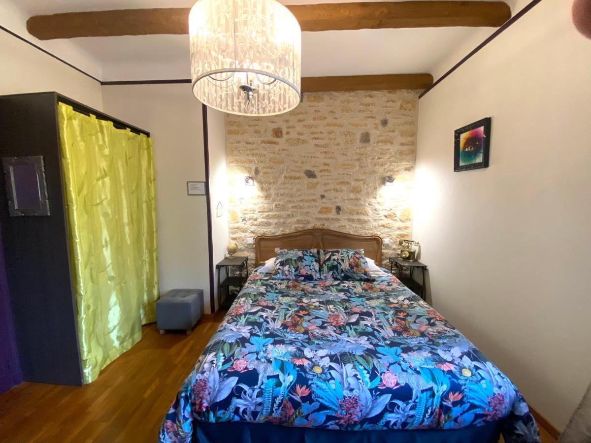 O Clair De Lune Au Coeur De Sarlat - Chambres Climatisees - Parking Prive - Piscine Chauffee - Spa Et Massages 외부 사진