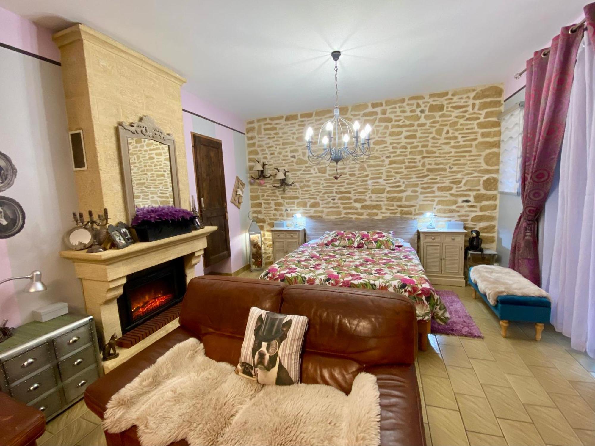 O Clair De Lune Au Coeur De Sarlat - Chambres Climatisees - Parking Prive - Piscine Chauffee - Spa Et Massages 외부 사진