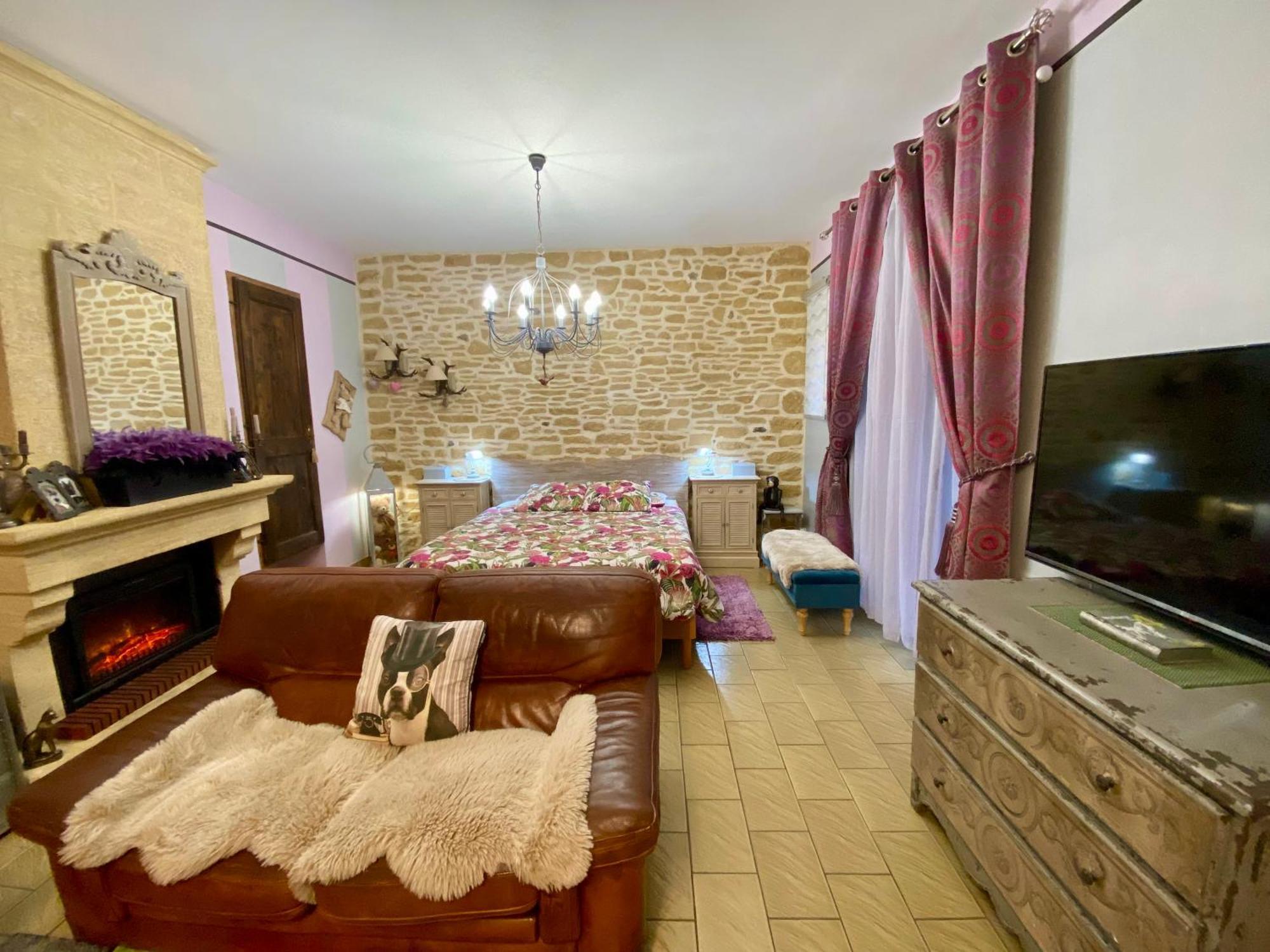 O Clair De Lune Au Coeur De Sarlat - Chambres Climatisees - Parking Prive - Piscine Chauffee - Spa Et Massages 외부 사진