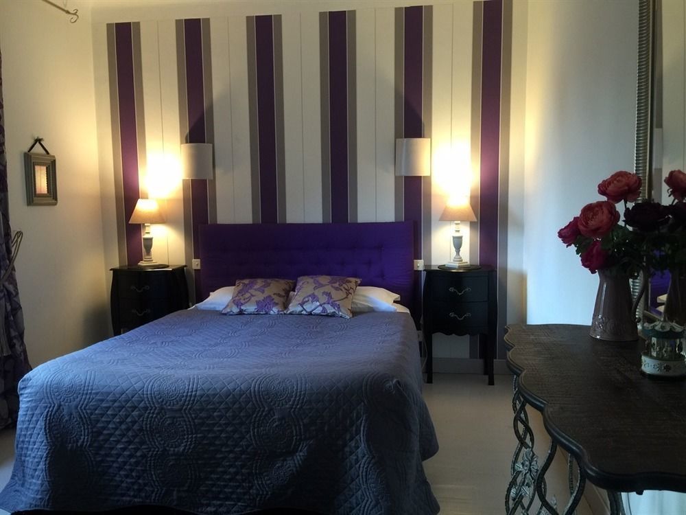 O Clair De Lune Au Coeur De Sarlat - Chambres Climatisees - Parking Prive - Piscine Chauffee - Spa Et Massages 외부 사진