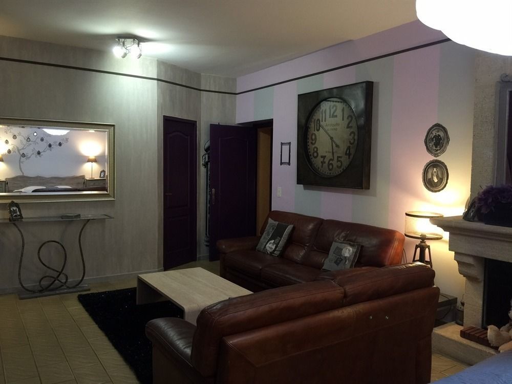 O Clair De Lune Au Coeur De Sarlat - Chambres Climatisees - Parking Prive - Piscine Chauffee - Spa Et Massages 외부 사진