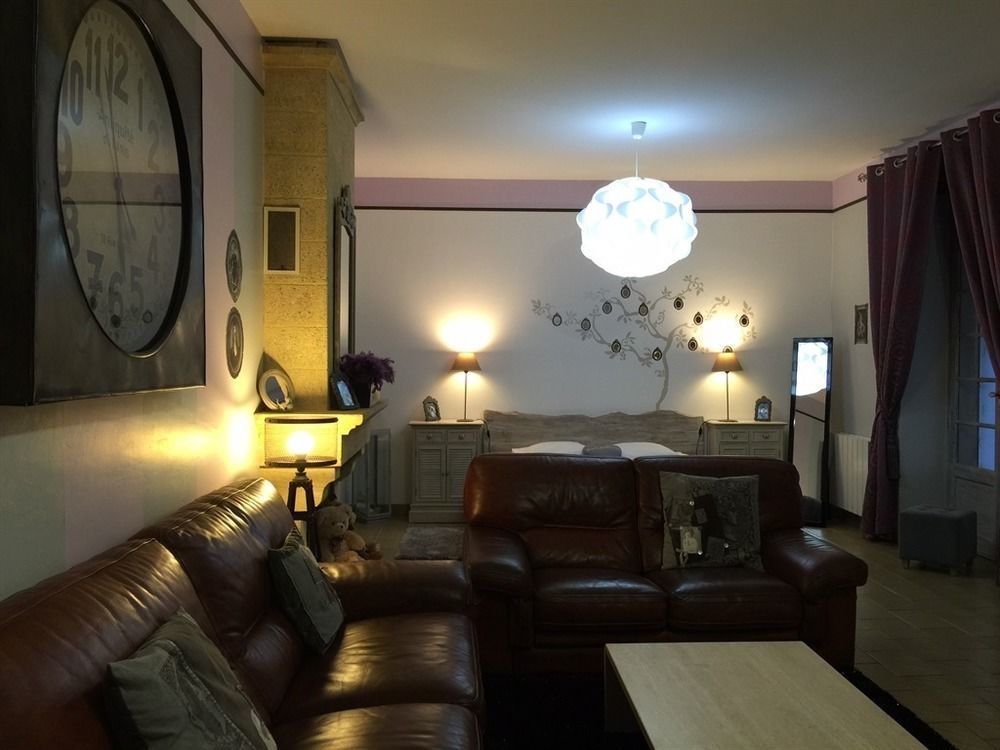 O Clair De Lune Au Coeur De Sarlat - Chambres Climatisees - Parking Prive - Piscine Chauffee - Spa Et Massages 외부 사진