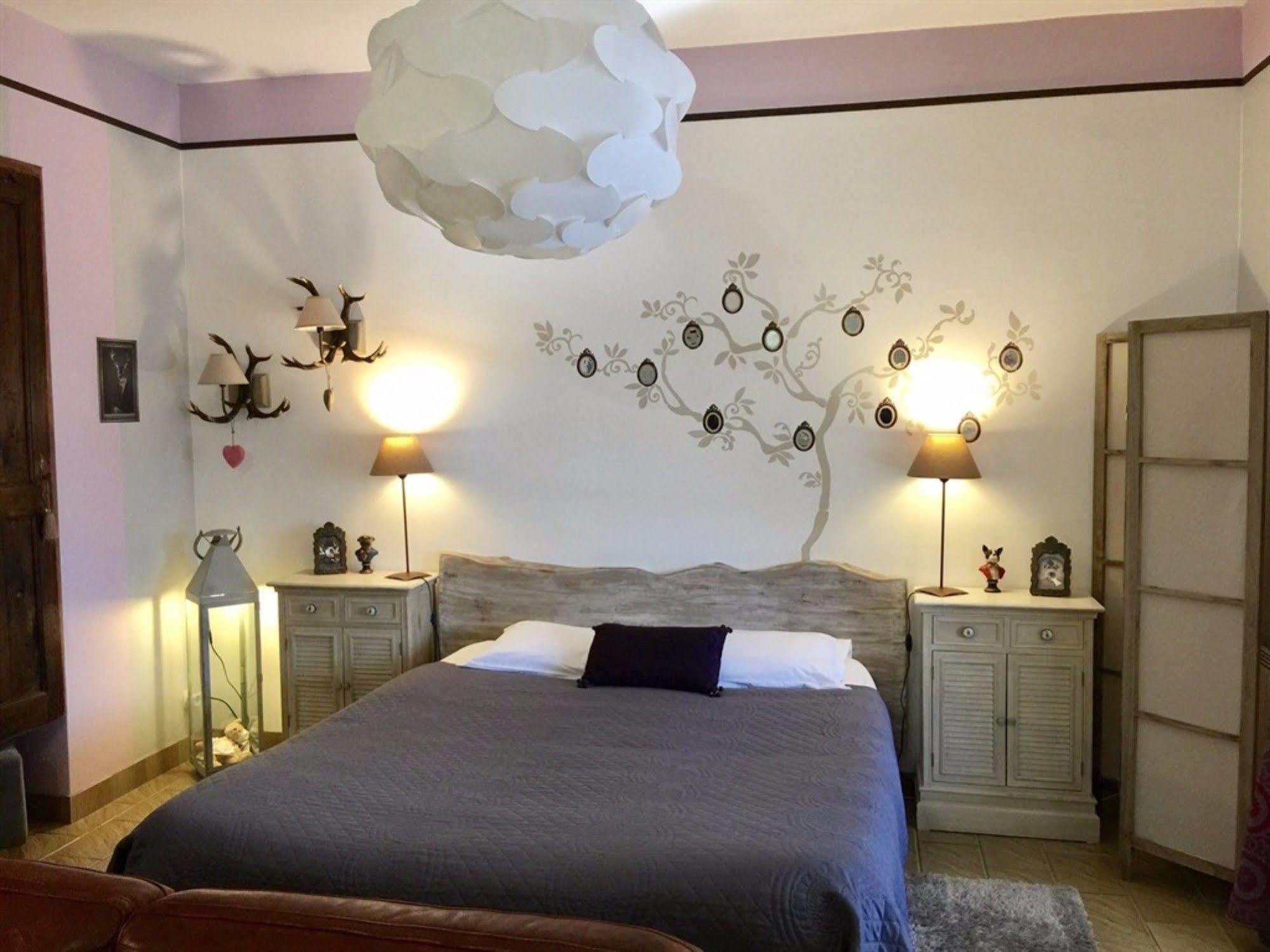 O Clair De Lune Au Coeur De Sarlat - Chambres Climatisees - Parking Prive - Piscine Chauffee - Spa Et Massages 외부 사진